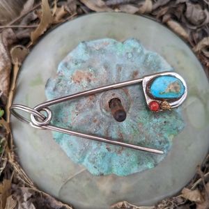 Risdon Key-Tag Large Turquoise Ladybug Coral Keychain